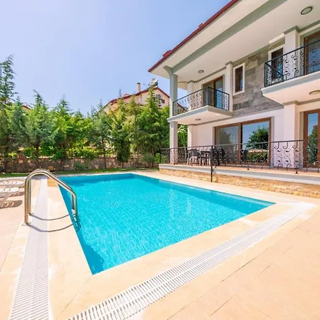 Beyaz Villa *